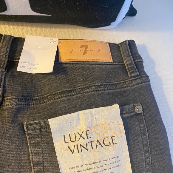 LUXE VINTAGE HIGH WAIST SLIM KICK JEANS sequins - Picture 7 of 13